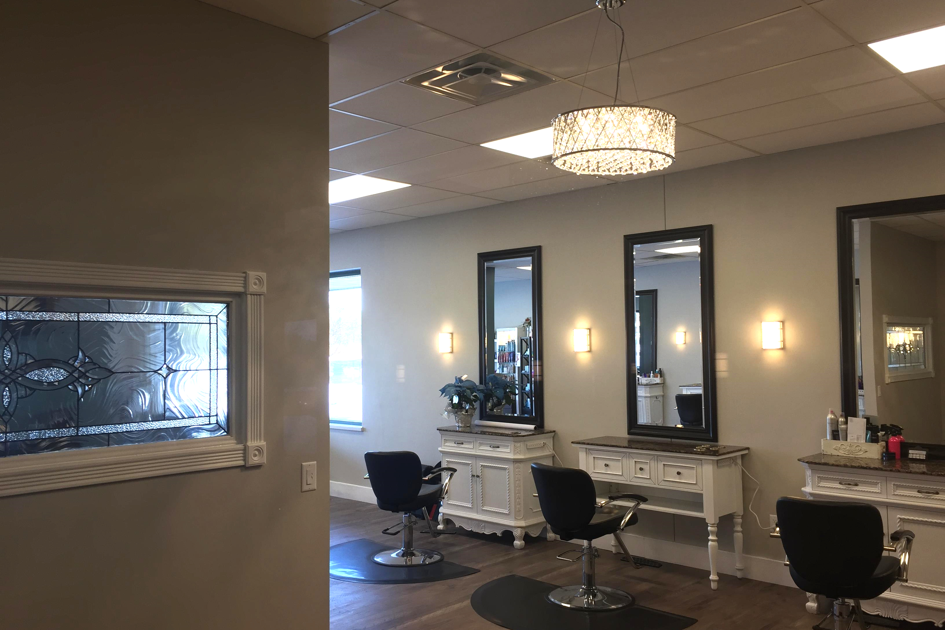 Bombshell Salon In Elk River MN | Vagaro